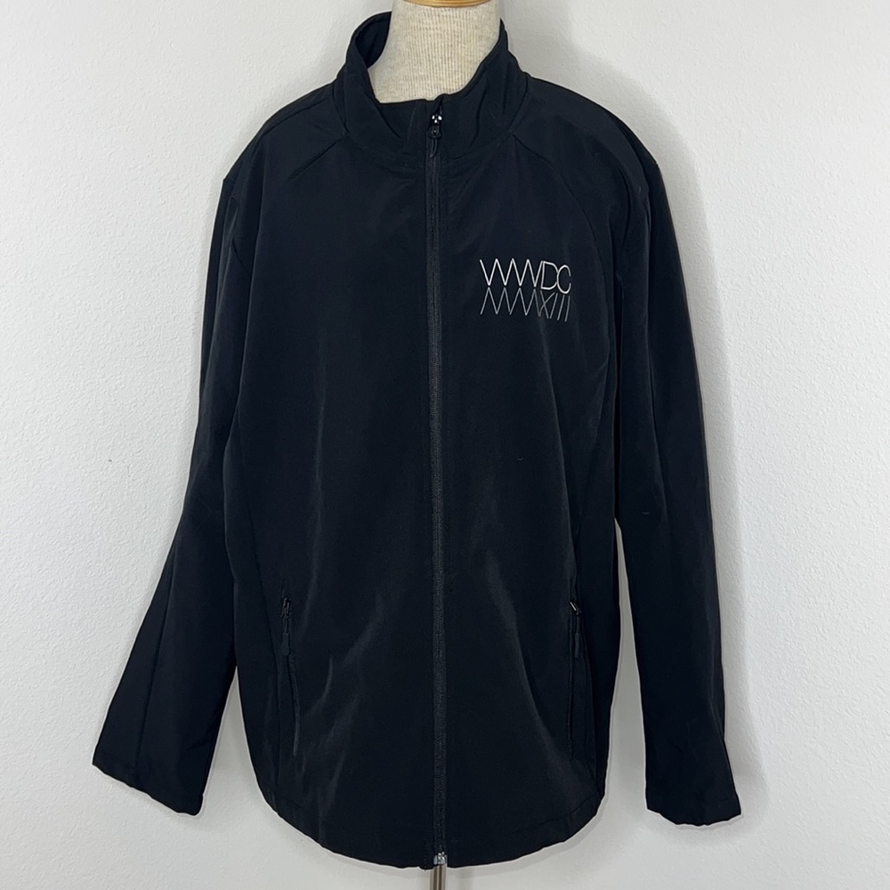 🔹 Apple WWDC Jacket from 2013